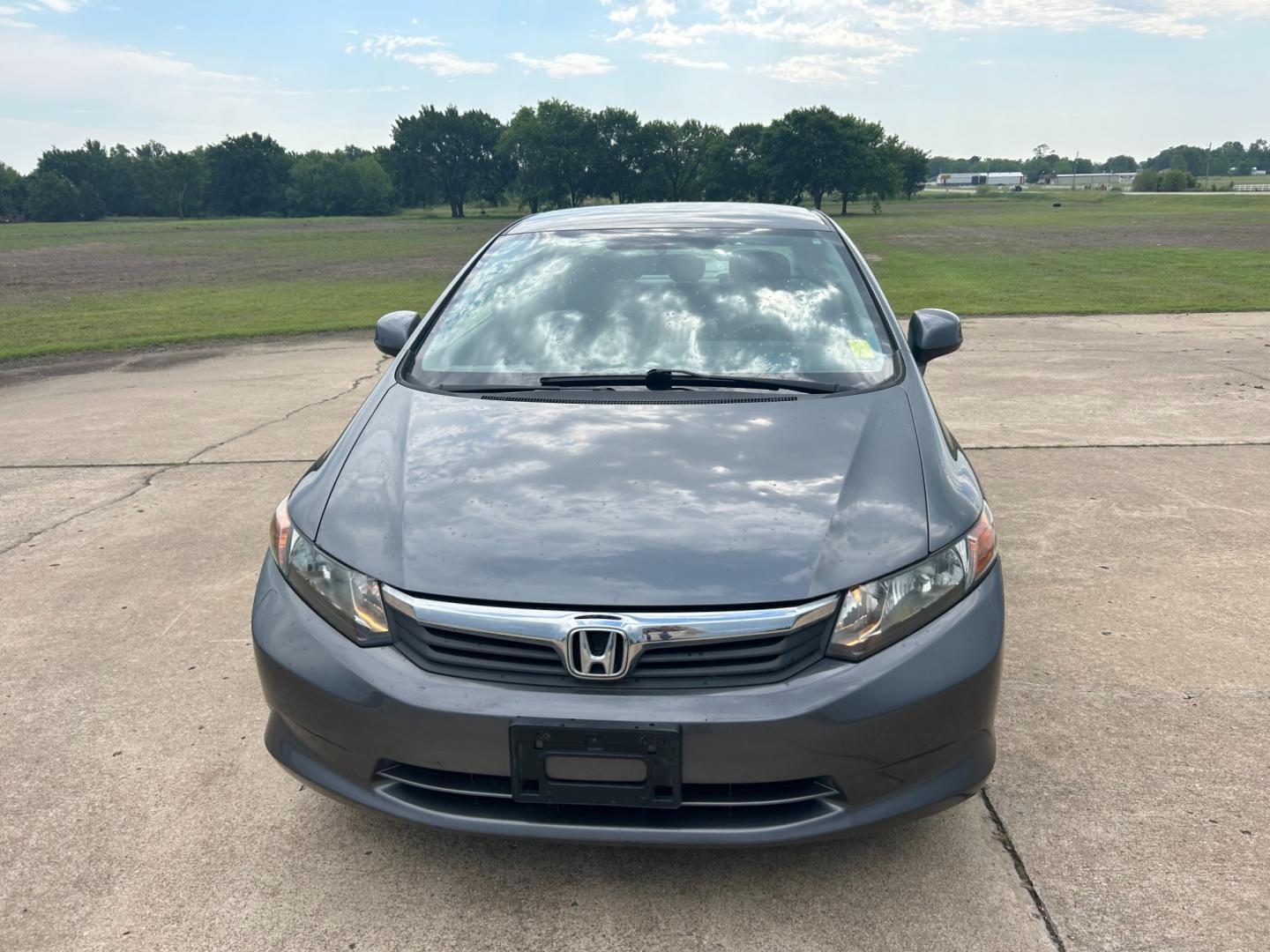 2012 GRAY /Gray Honda Civic CNG Sedan 5-Speed AT (19XFB5F56CE) with an 1.8L L4 SOHC 16V CNG engine, 5-Speed Automatic transmission, located at 17760 Hwy 62, Morris, OK, 74445, (918) 733-4887, 35.609104, -95.877060 - Photo#1